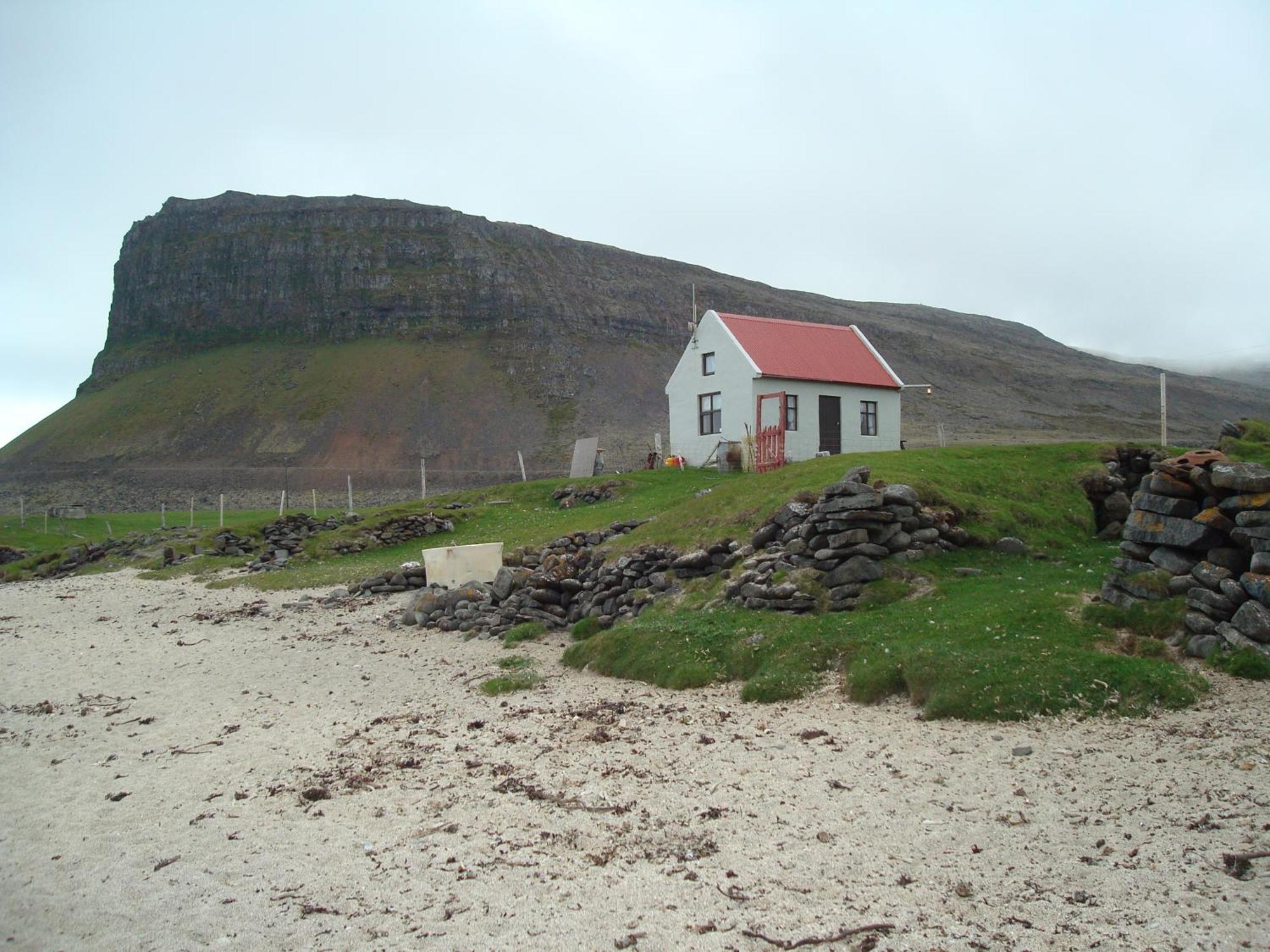 Hænuvík Cottages Hnjotur Habitación foto
